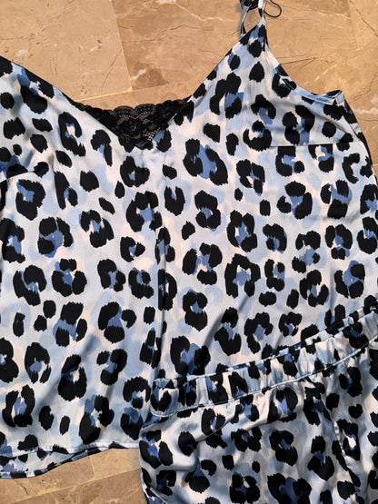 2 pc silk set medium