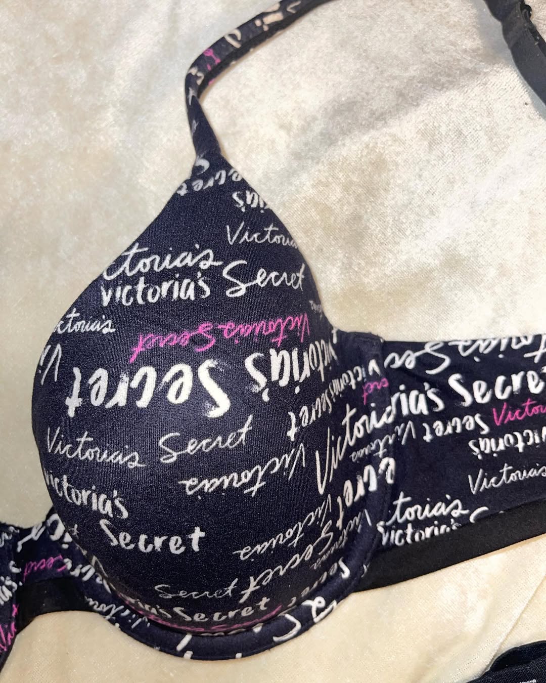 VS 32D