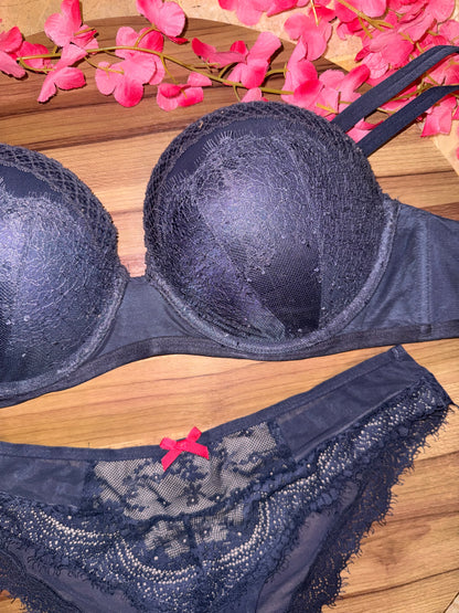 VS tagged 32DD
