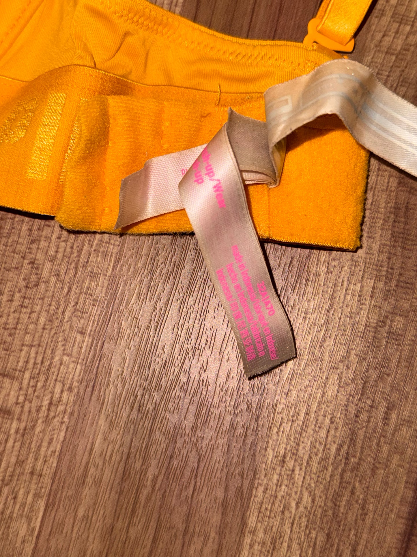 VS PINK 32A
