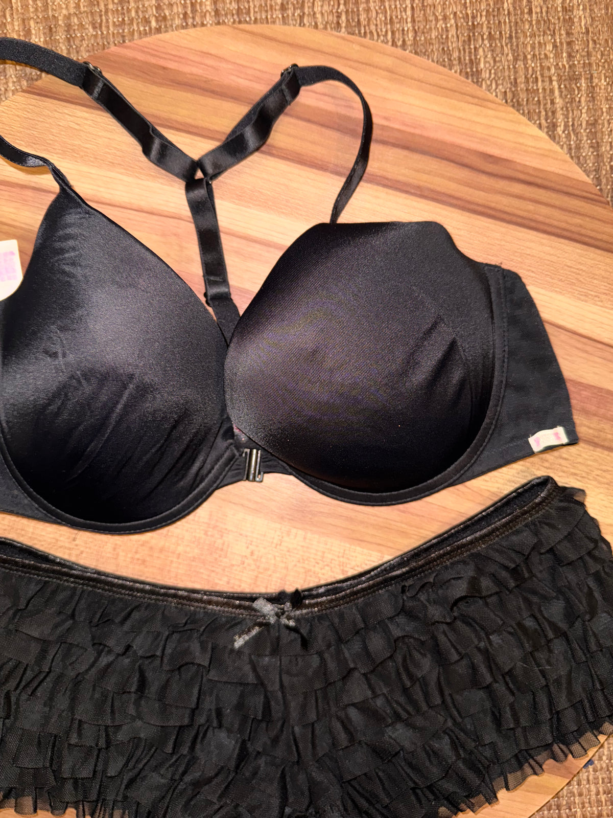 Discounted set 36c