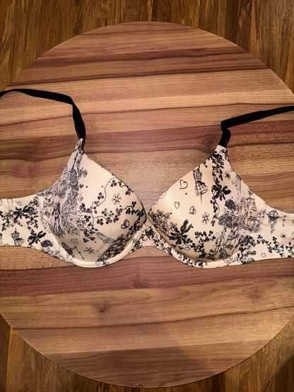 Vs bra 34D