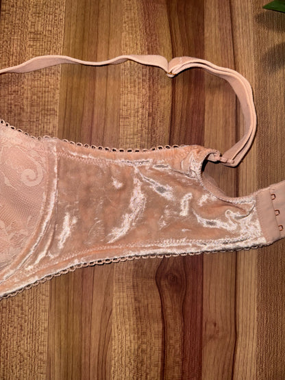 VS 36DDD