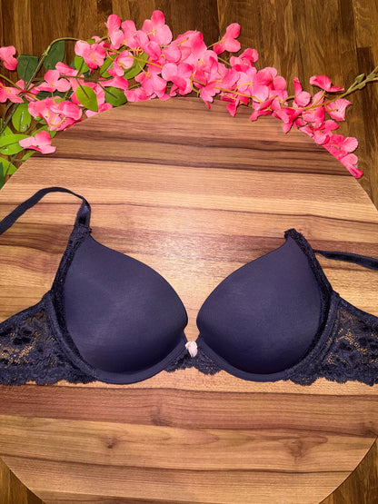 VS TAGGED 34D