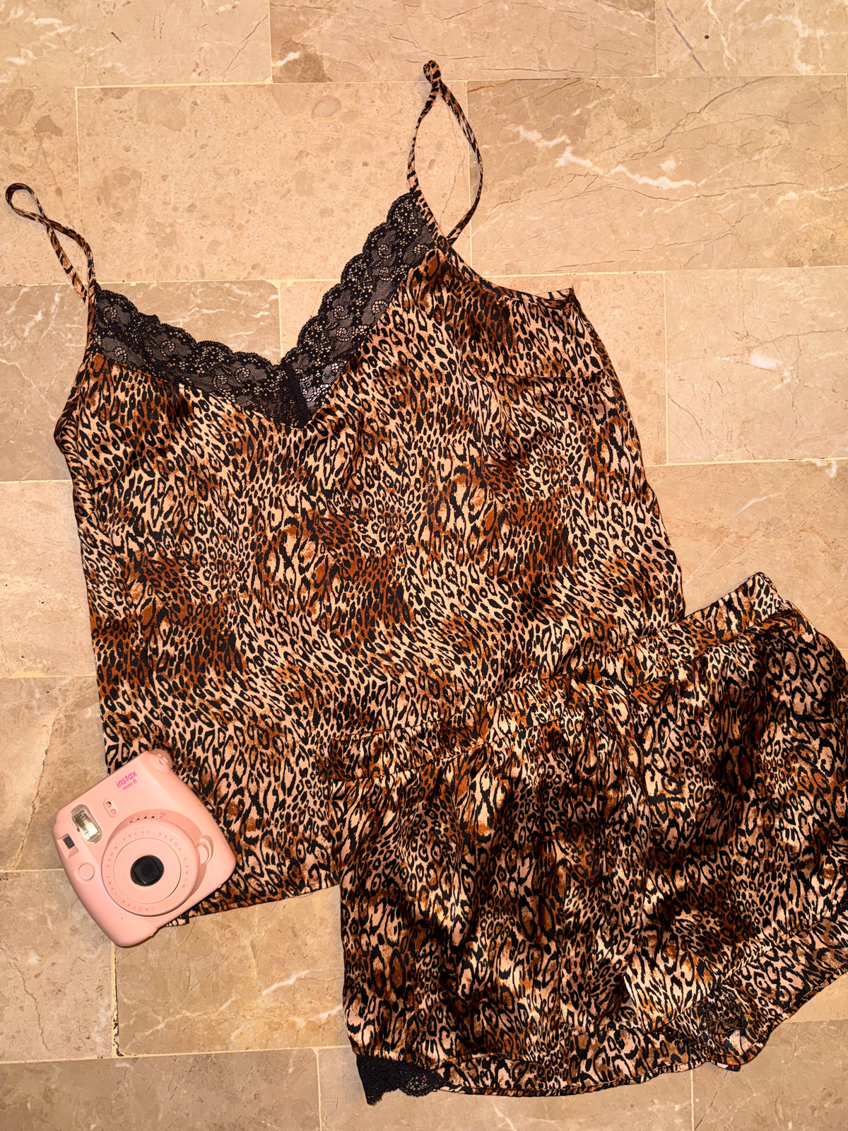 2 pc silk set medium