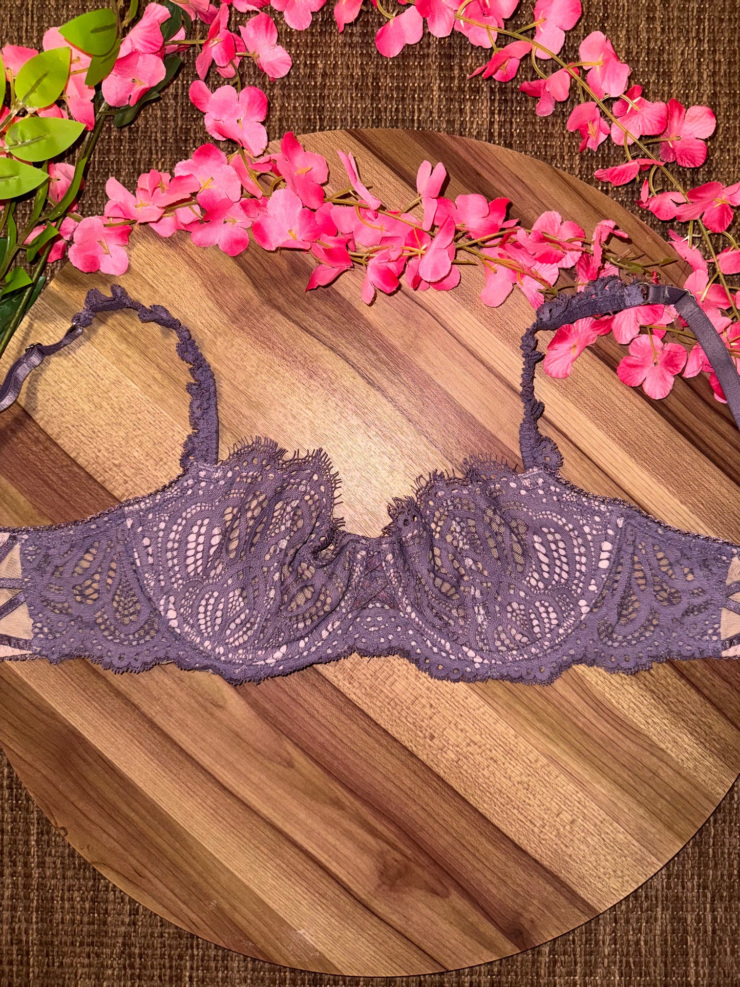 VS 32D