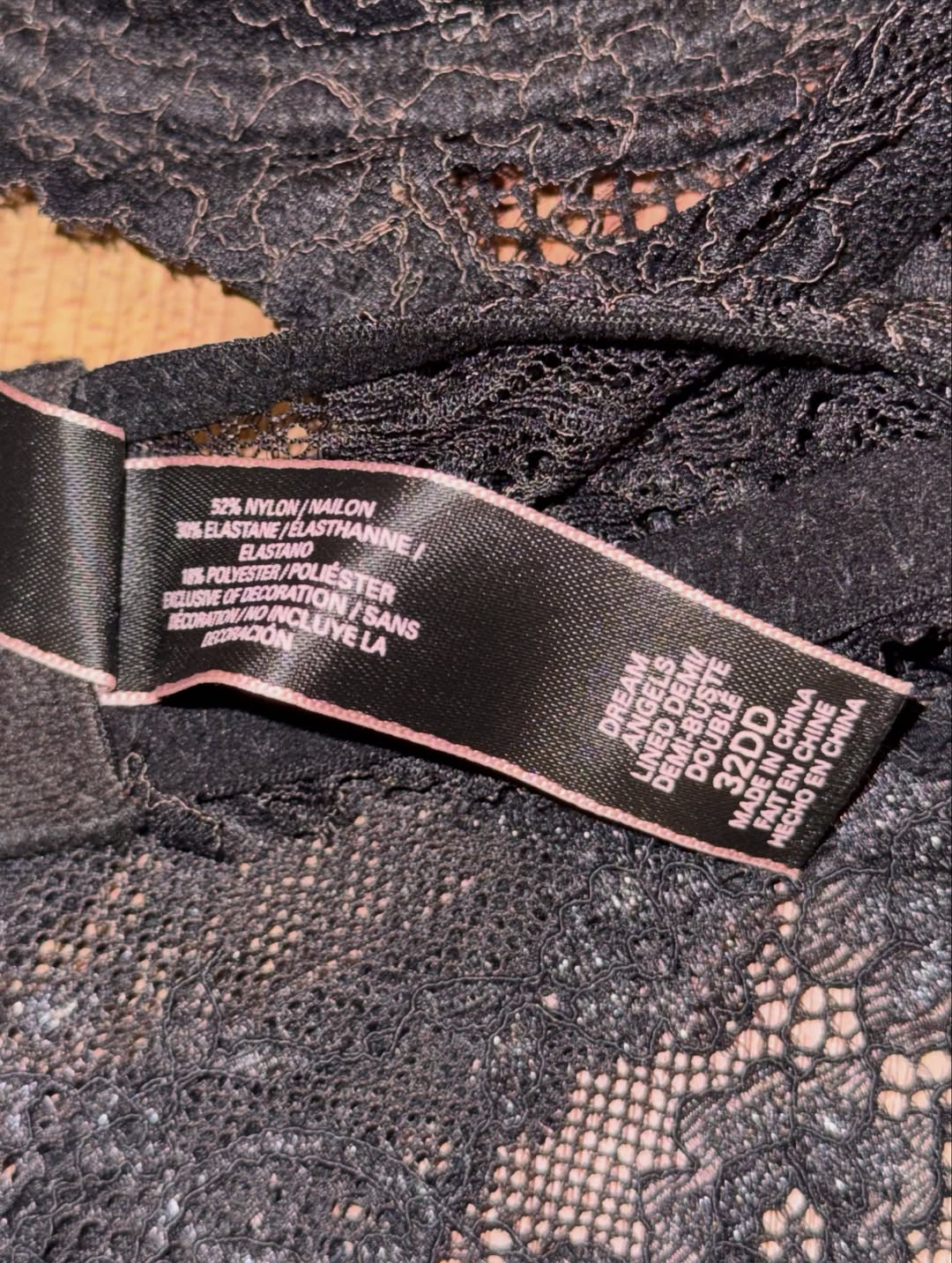 VS 34DD