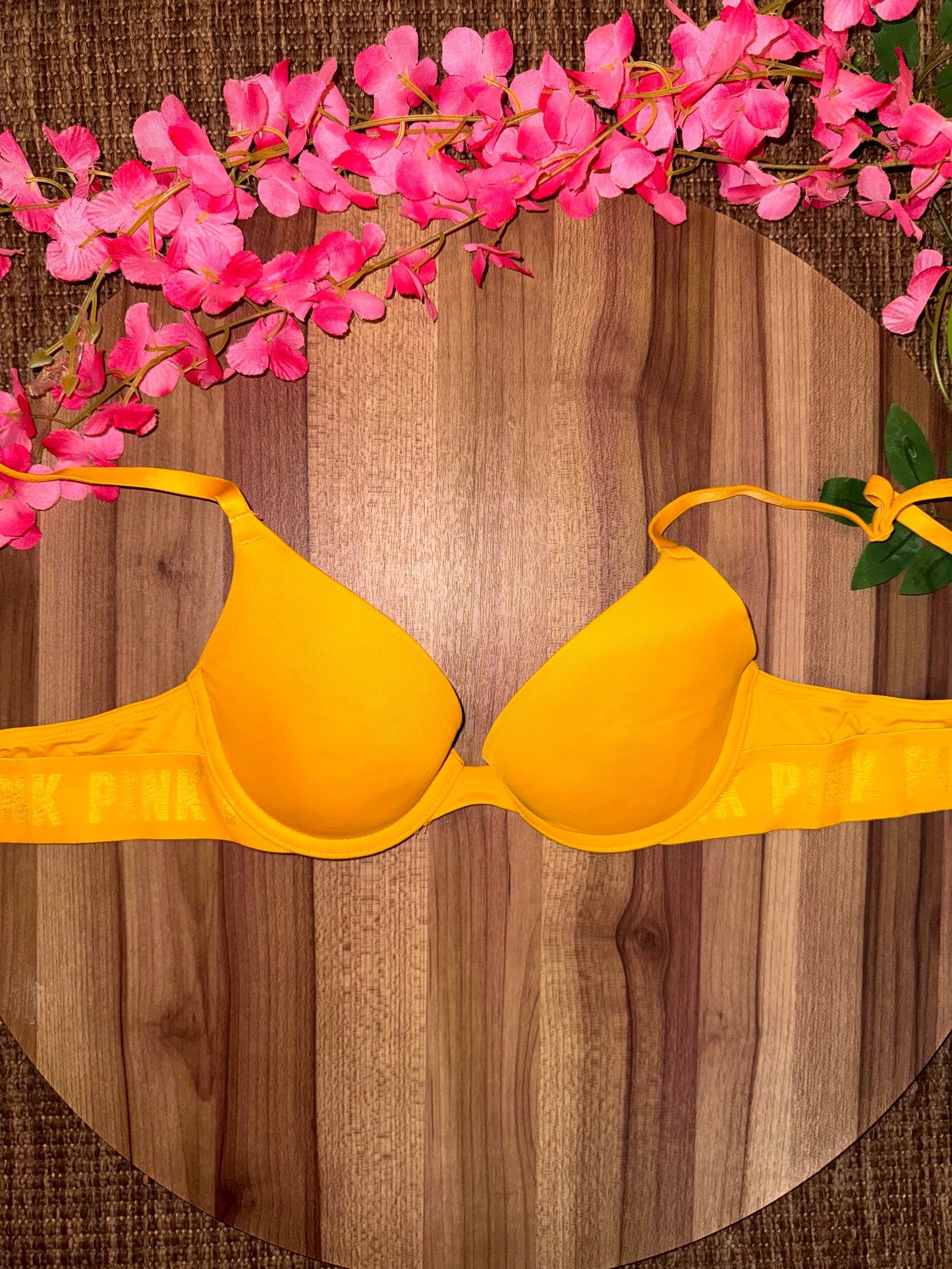 VS PINK 32A