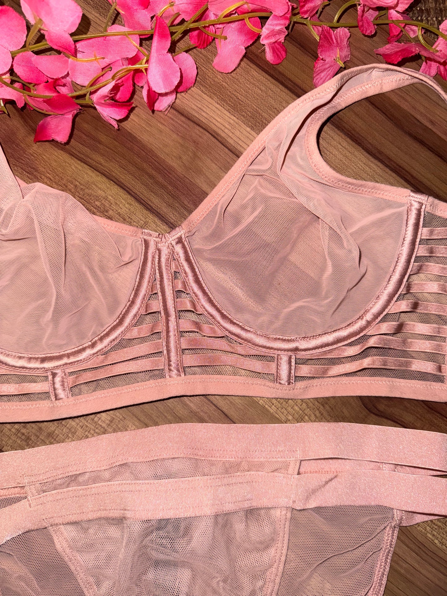 VS 32D