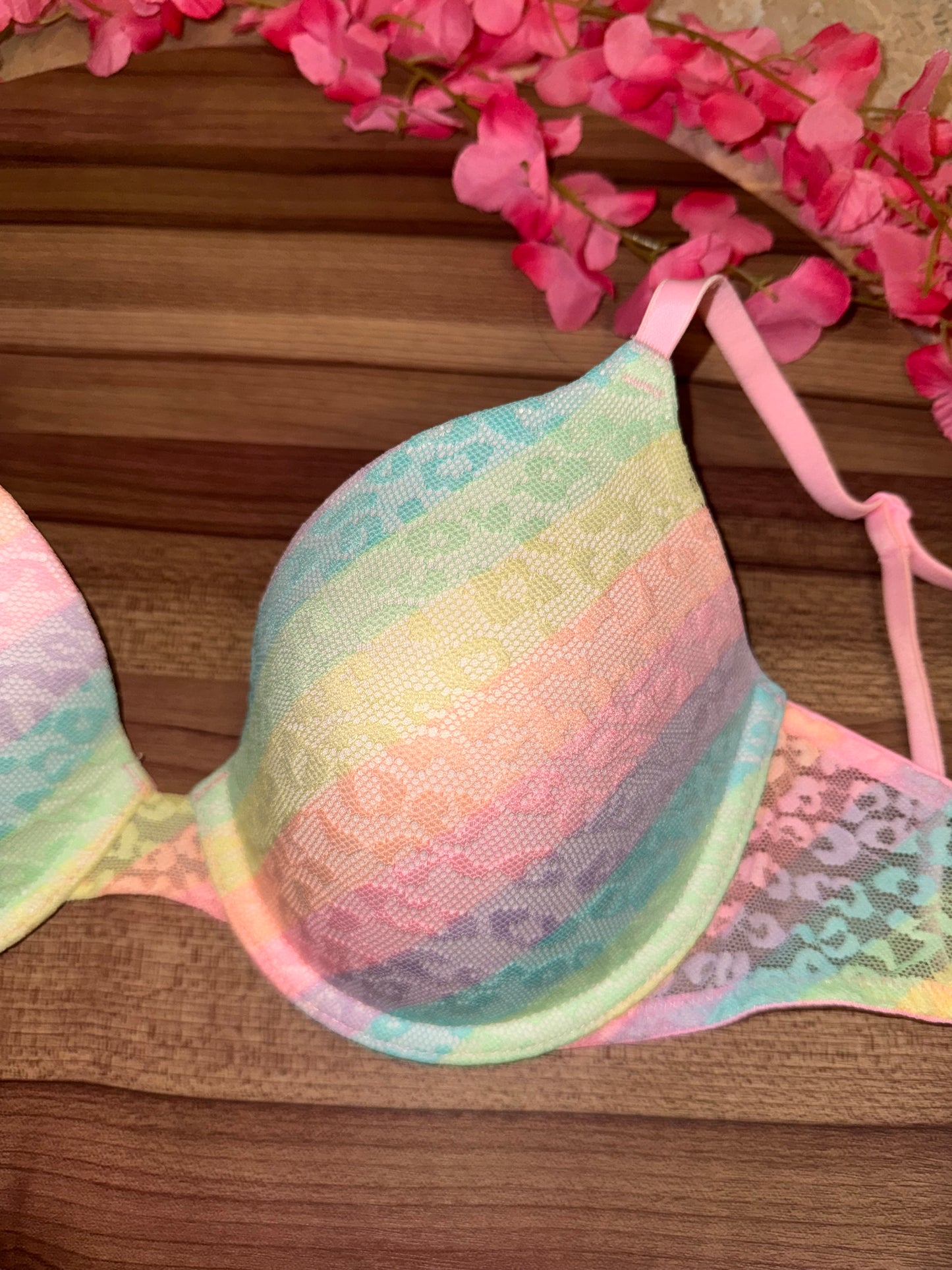 VS 32D