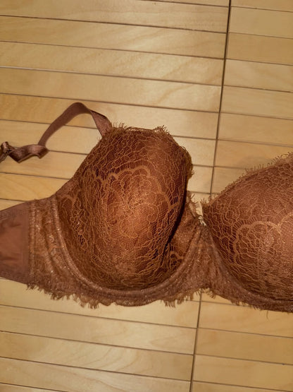 VS 38D