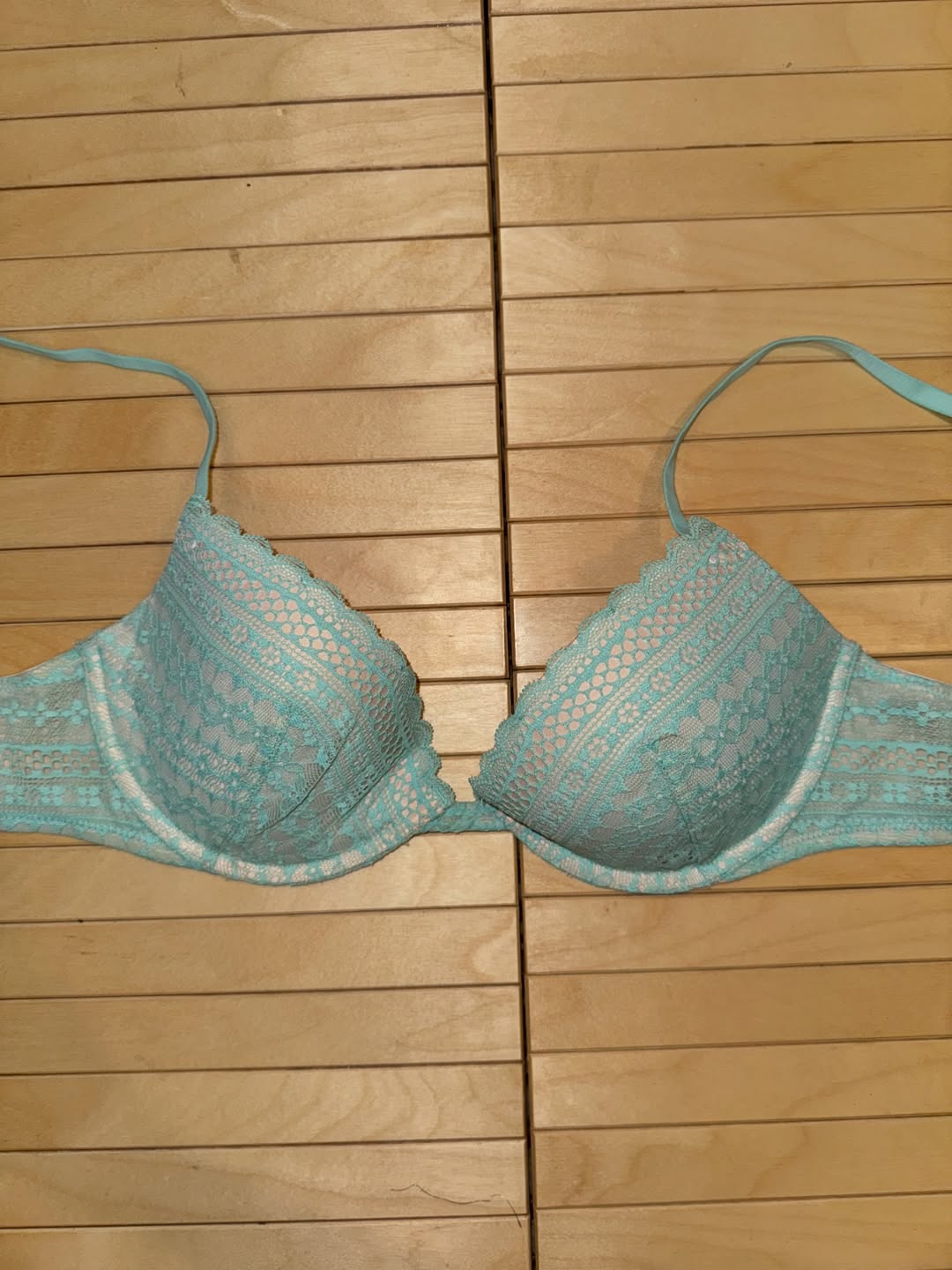 VS 32D