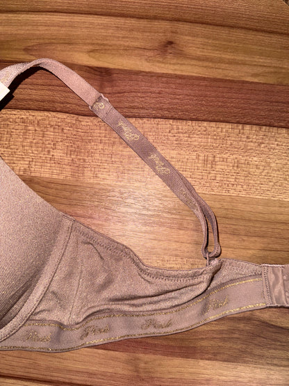 Vs pink tagged 34D