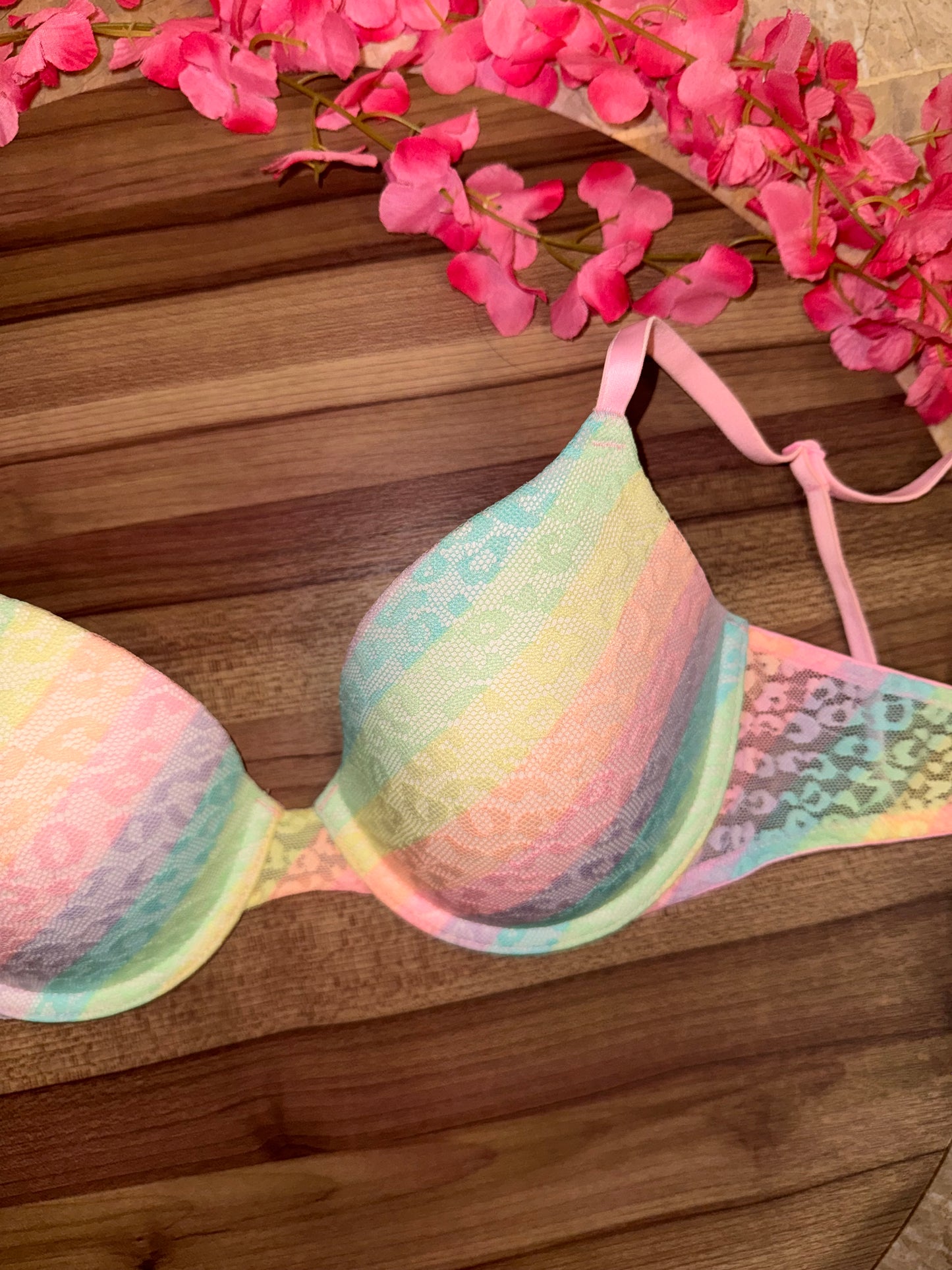 VS 32D