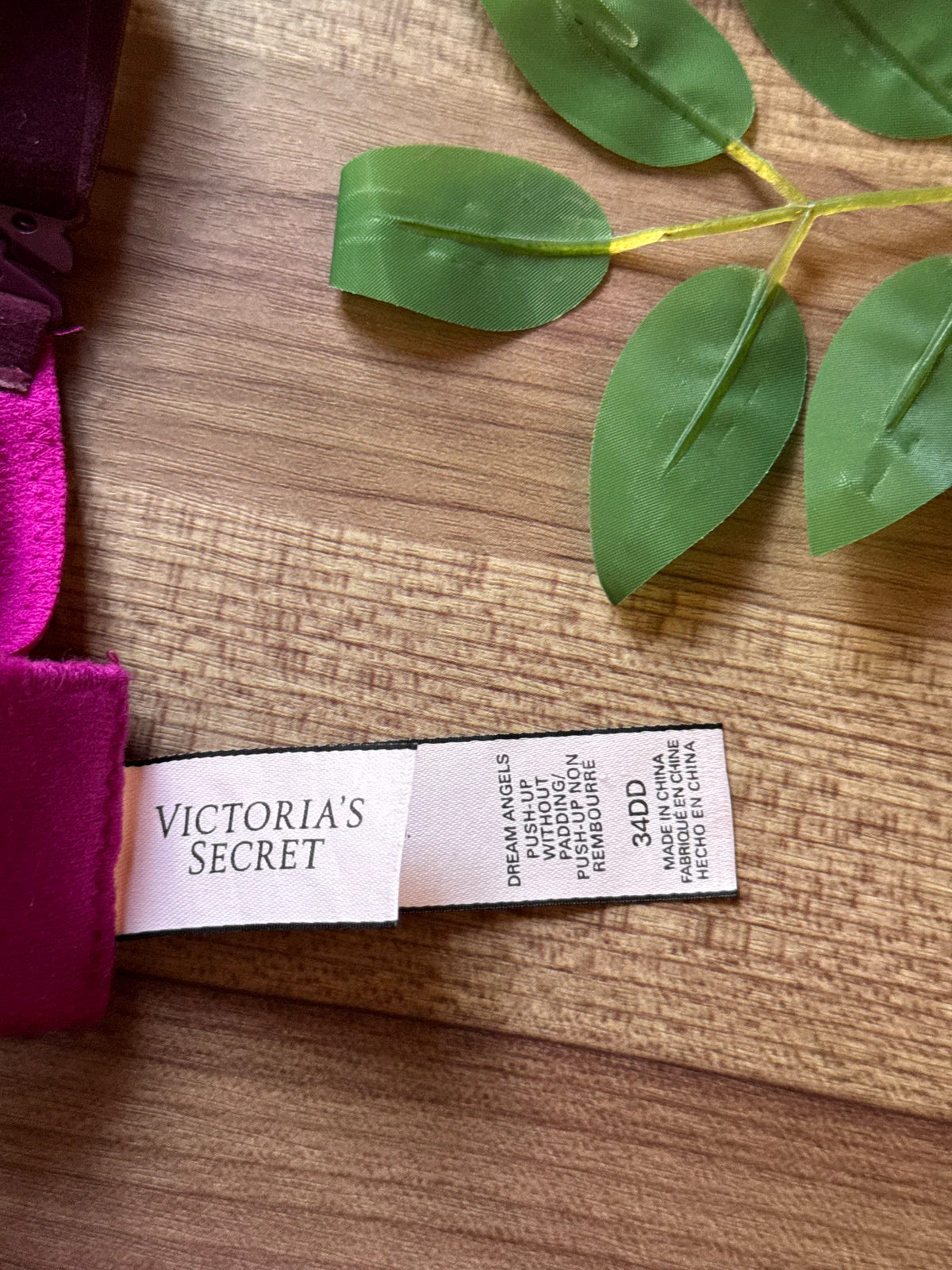 VS 34DD