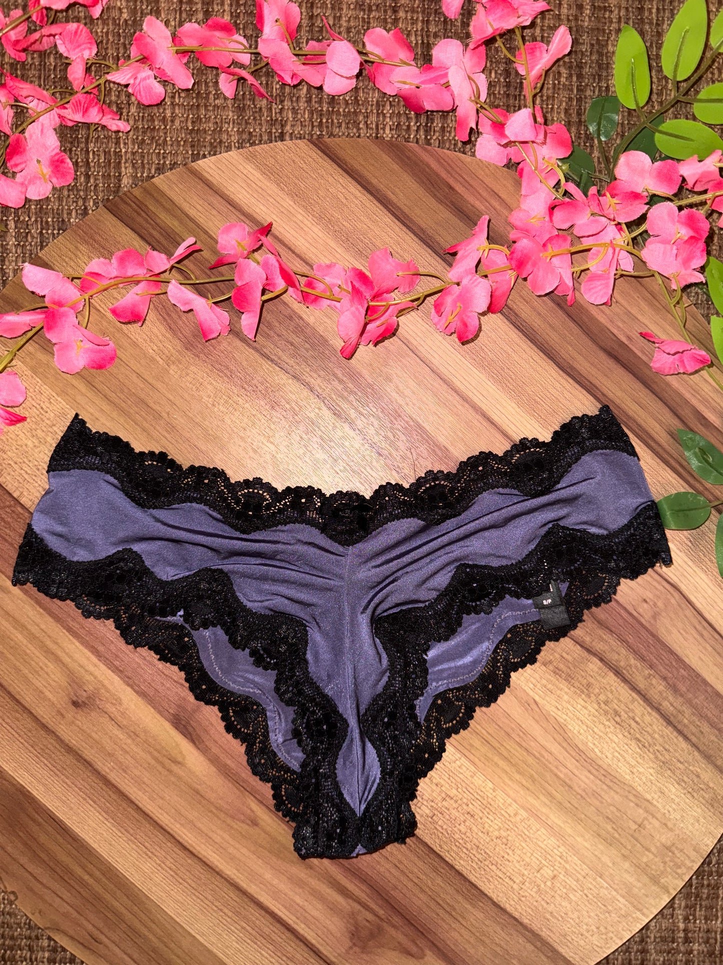 VS fancy panty