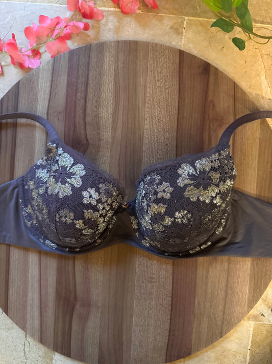 Vs bra 34dd