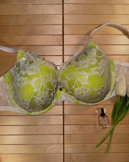 VS 38D