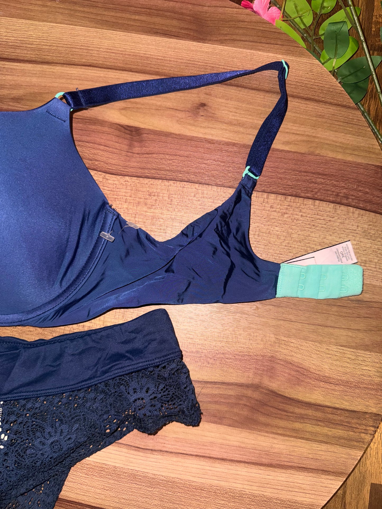 VS 34D