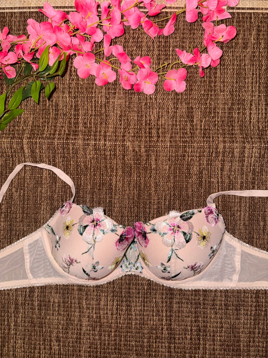 VS 34C embroidered
