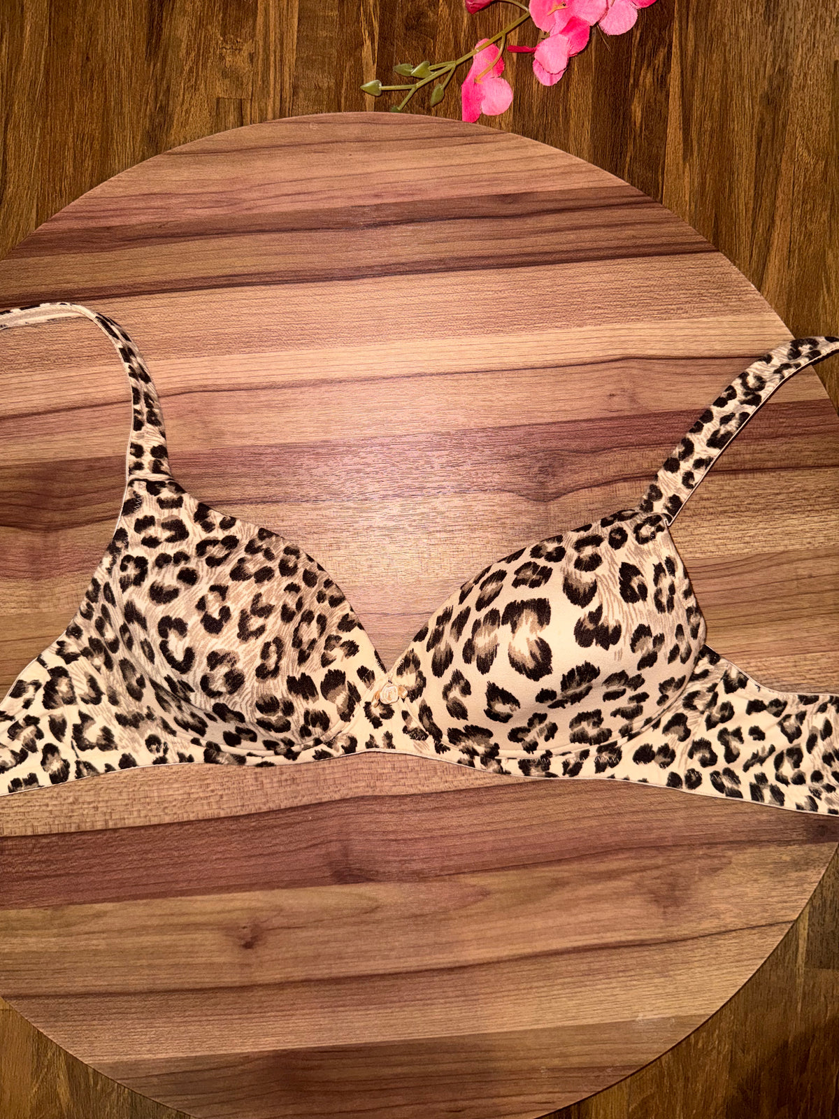 Cheetah print Vs wireless 34a