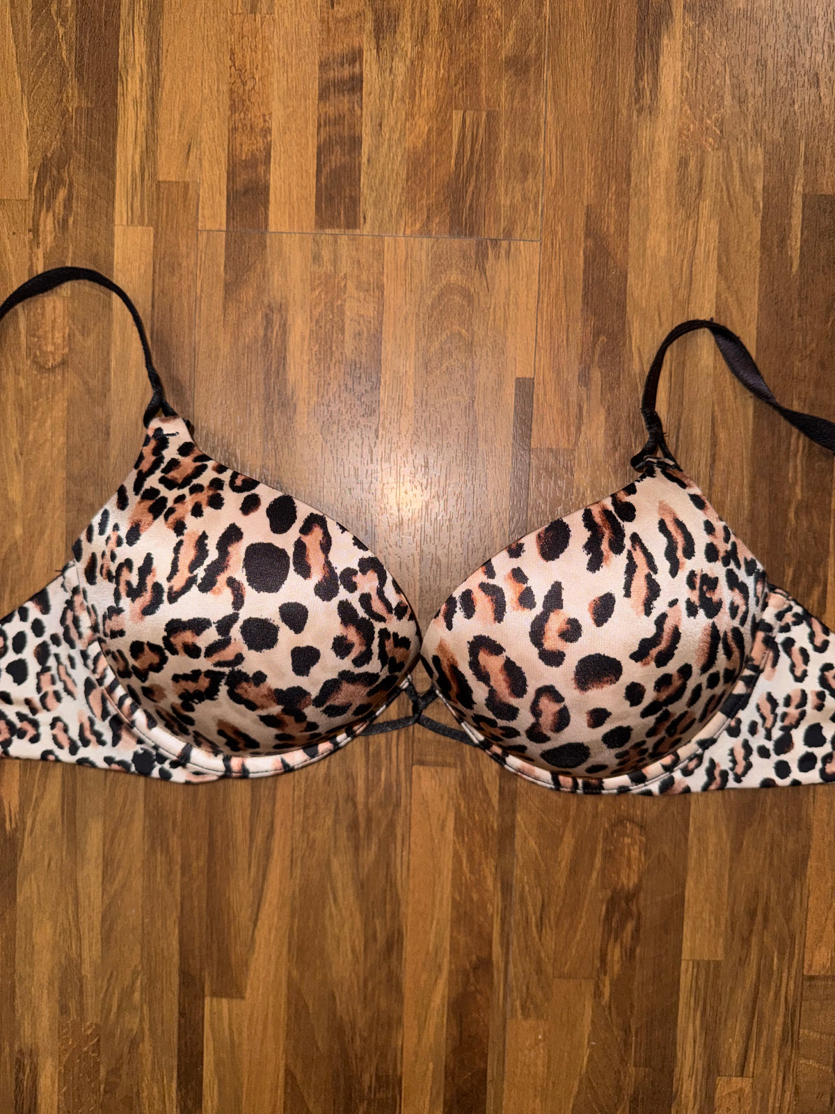 Vs padded 34c