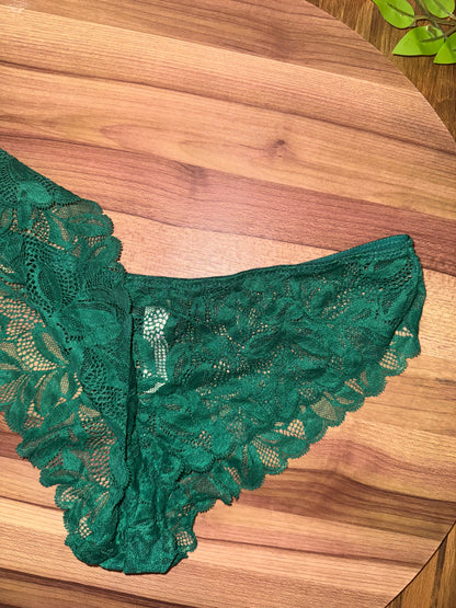 Lace panty medium