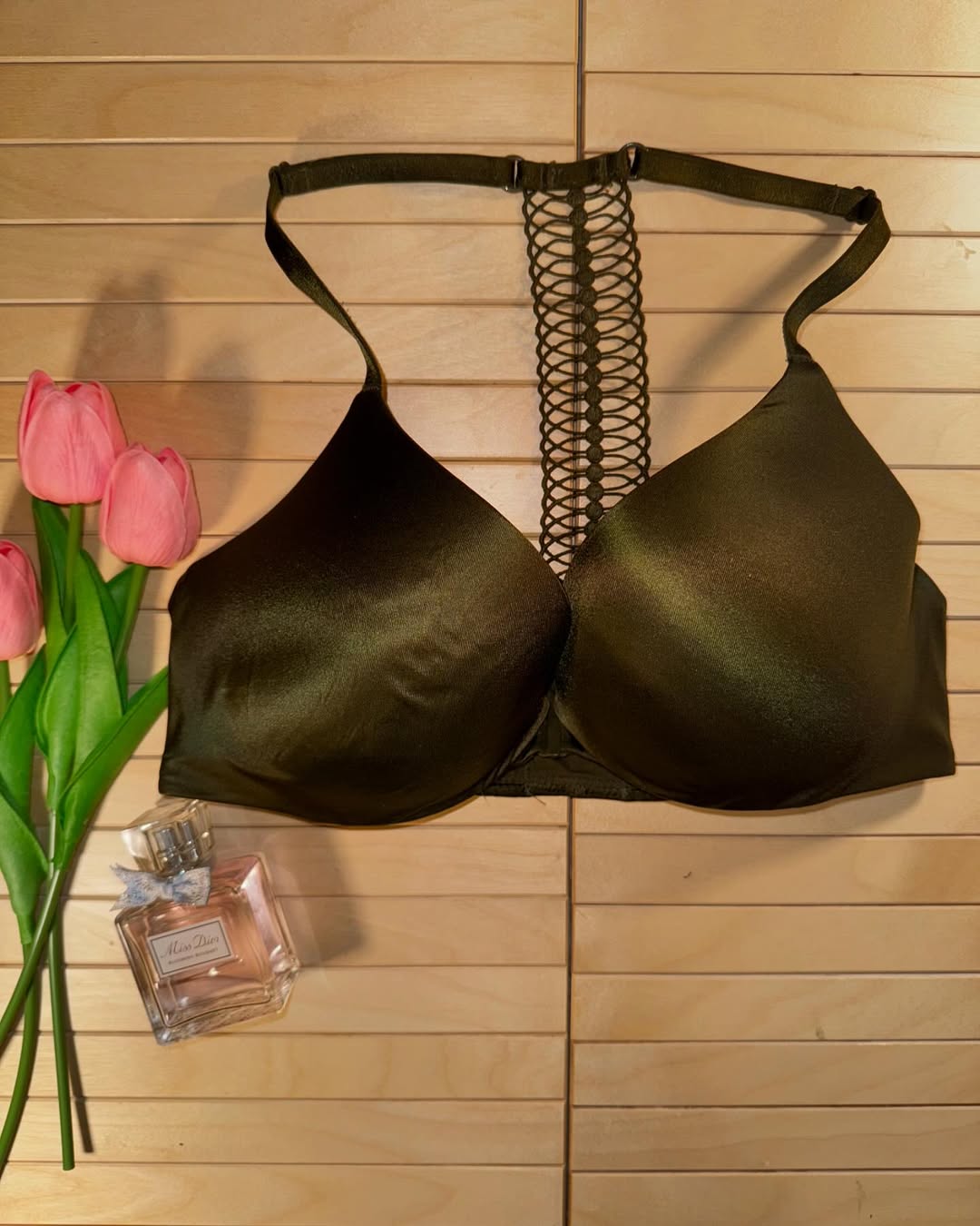 VS 32D
