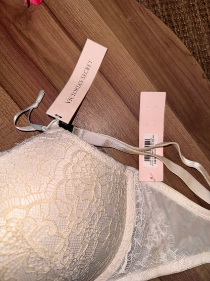 VS tagged 34DD