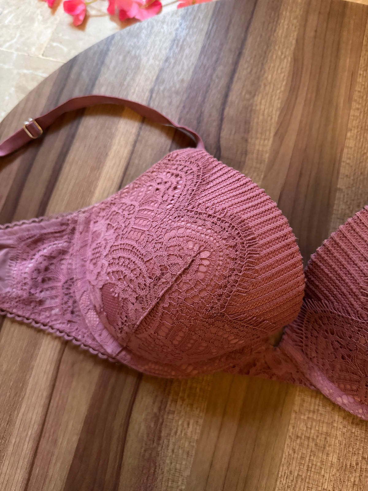 Vs bra 32D