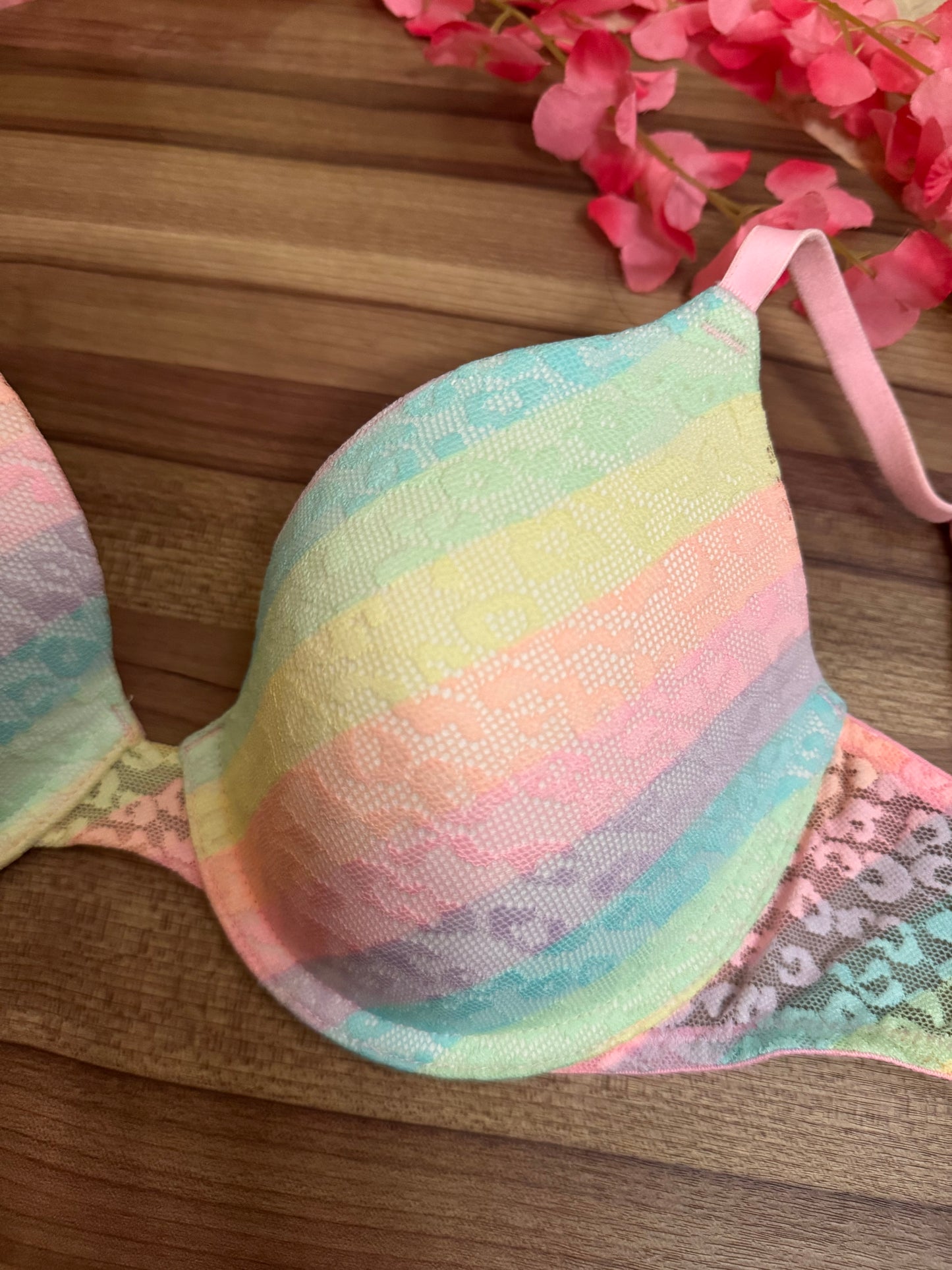 VS 32D