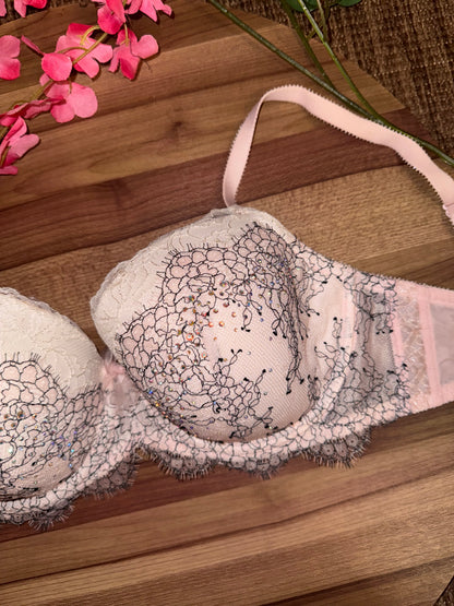 VS fancy 36D