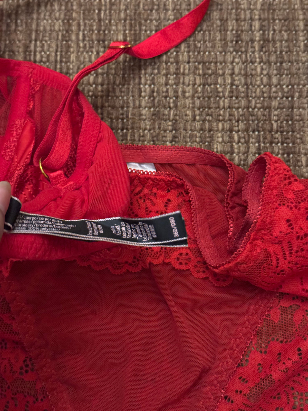 vs 36D
