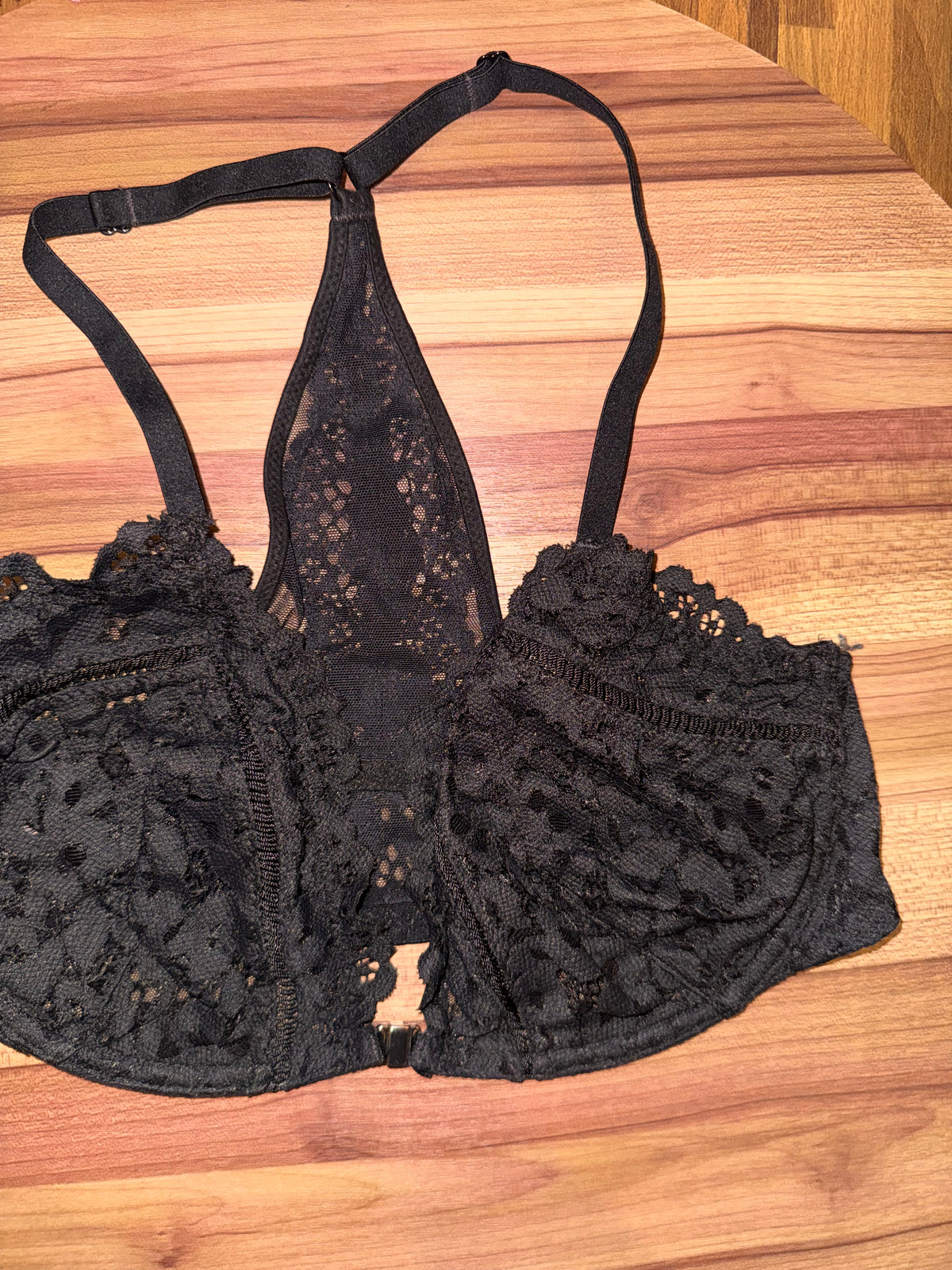 Vs 34dd