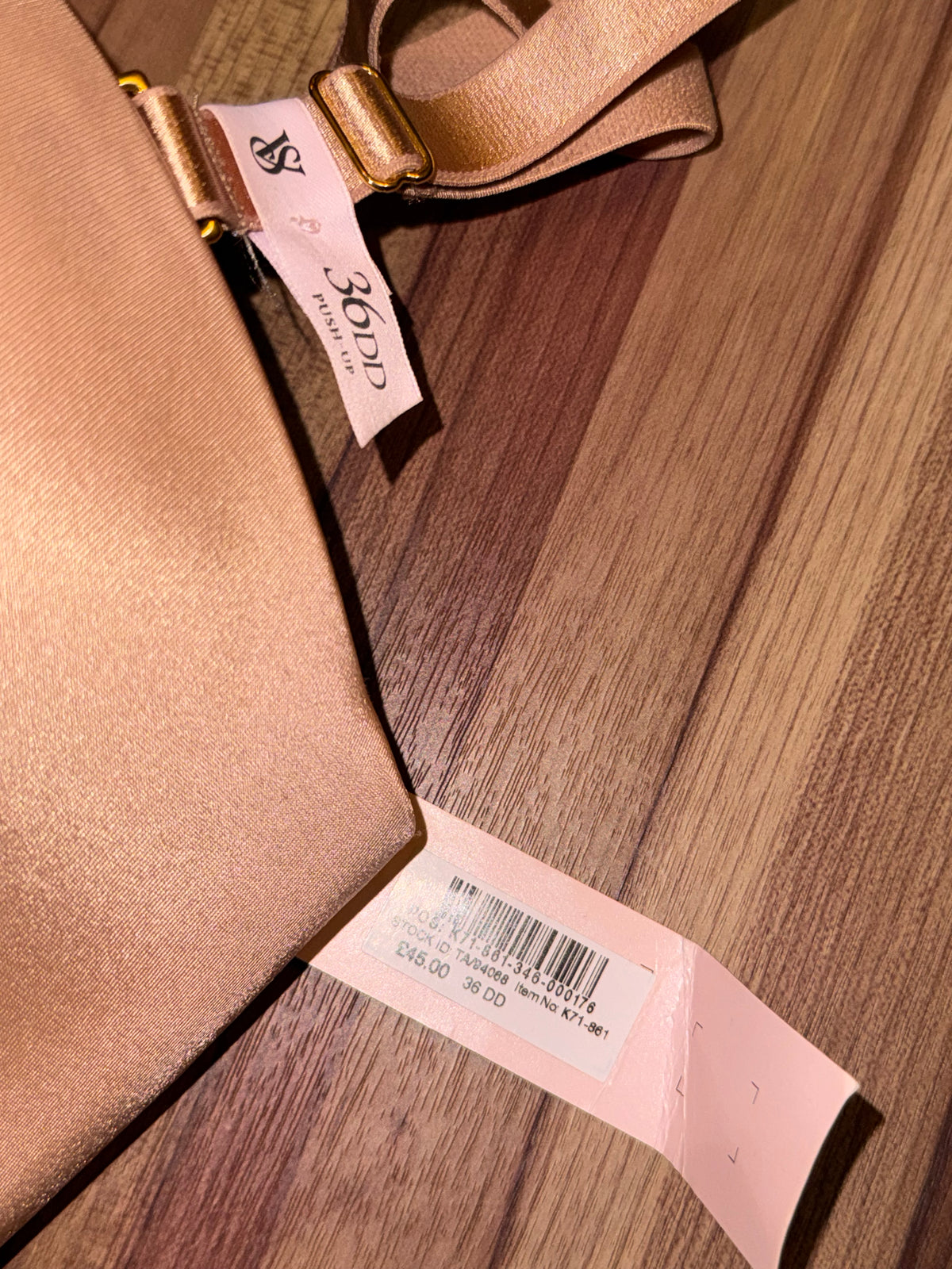Vs tagged 36dd extreme pushup