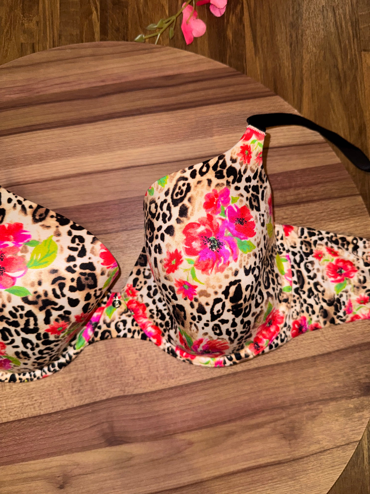 Cheetah print vs 38d