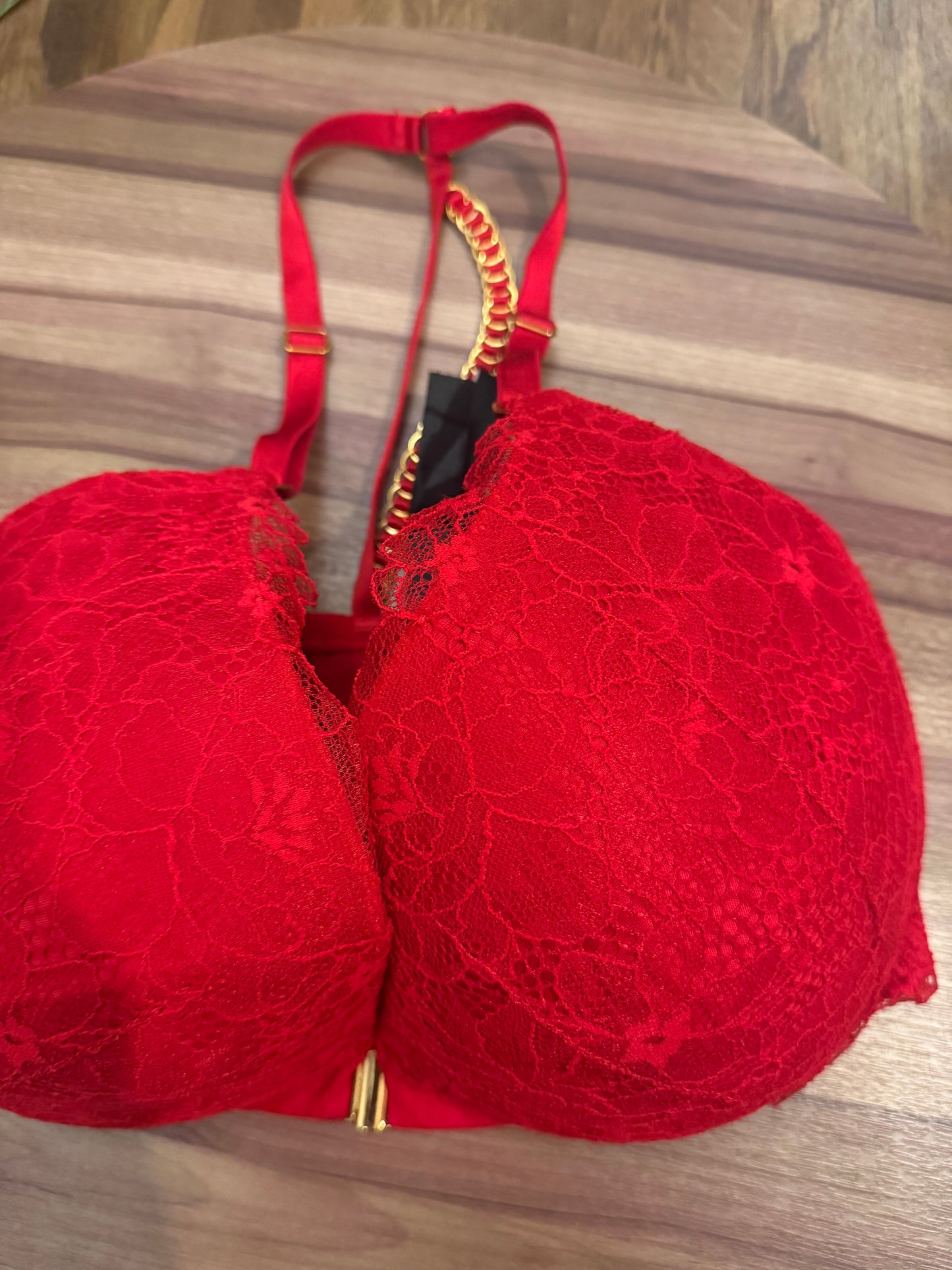 VS 34DDD