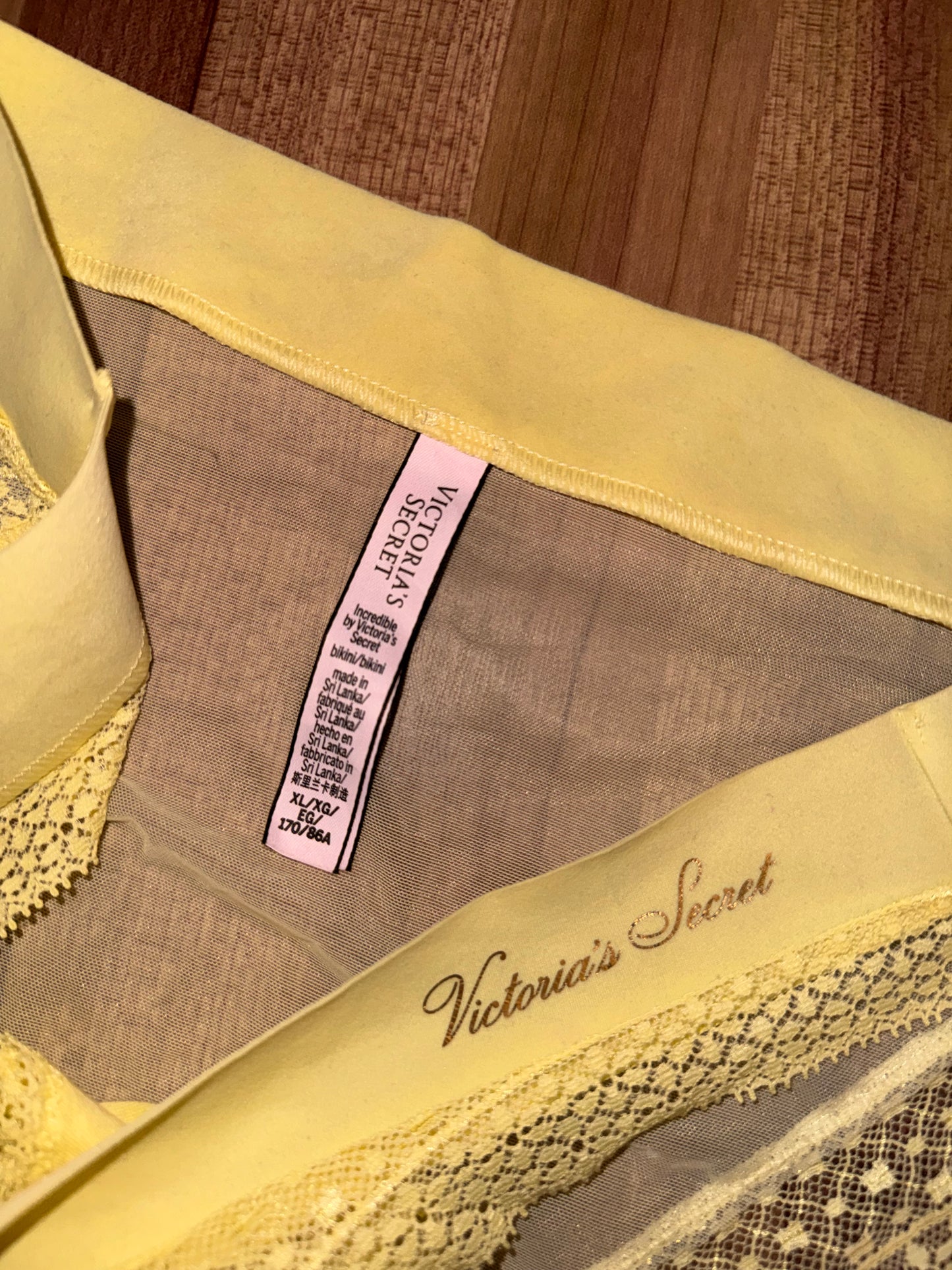 Butter yellow vs panty XL