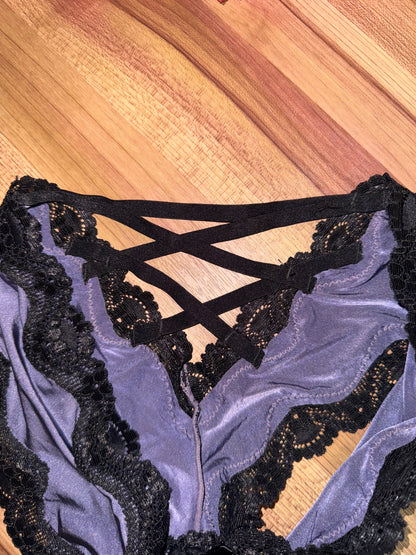 VS fancy panty