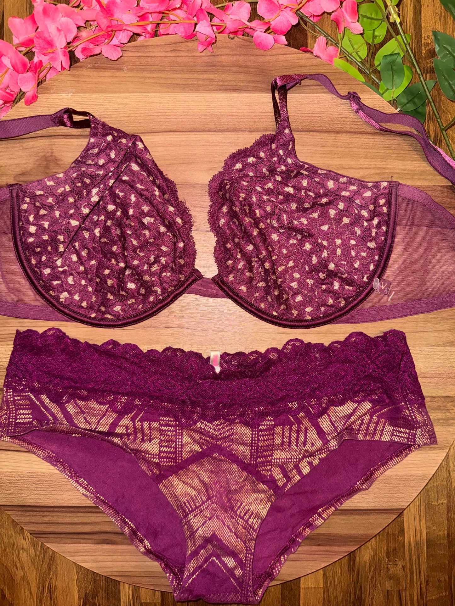 VS 34DDD