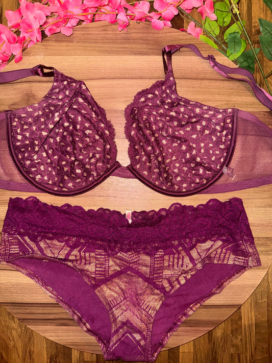 VS 34DDD