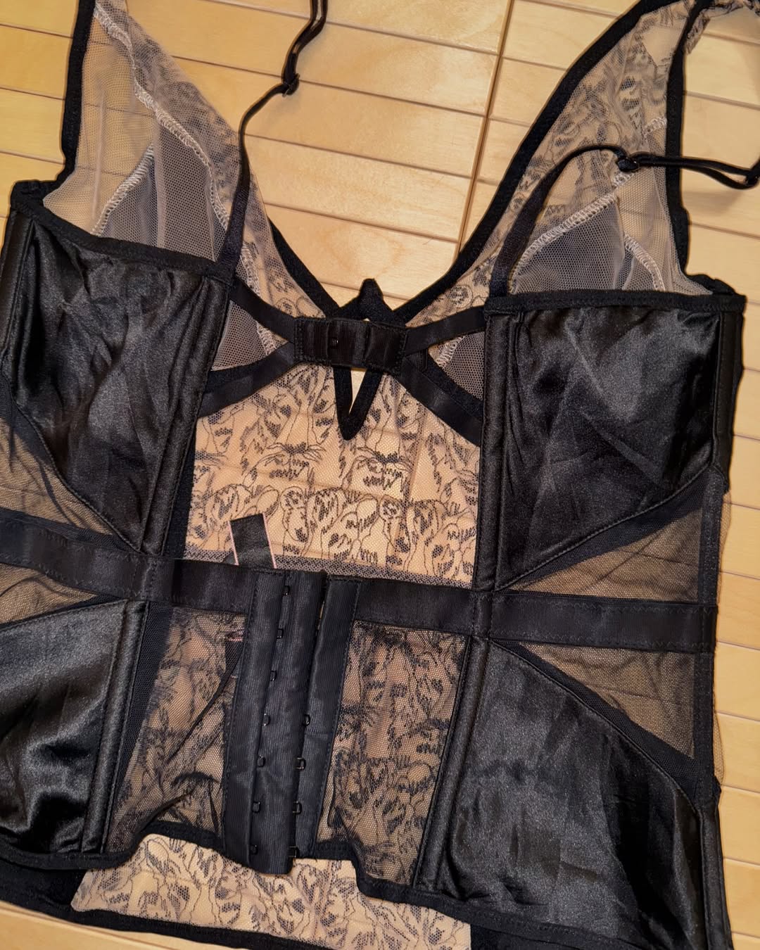 VS Corset 36B