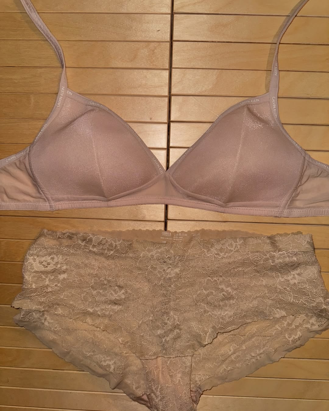Calvin Klein Shimmery Large