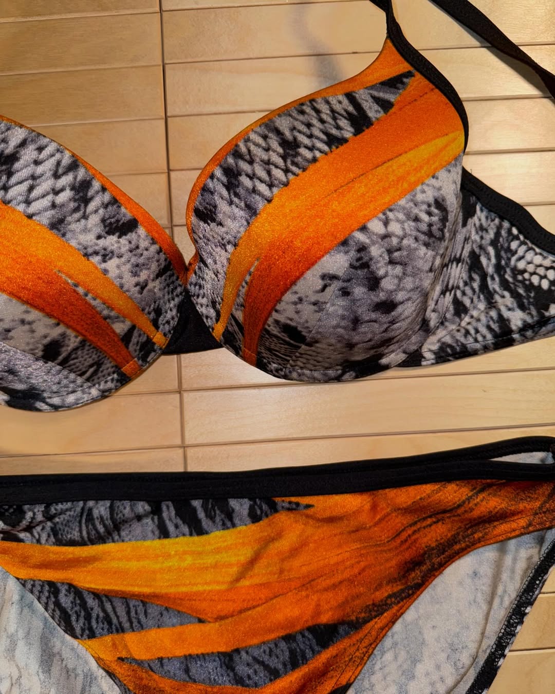 Beach wear Bikini